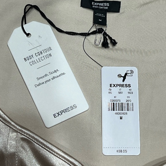 Express Shimmering Cream Long Sleeve Body Contour Smoothing Top Medium NWT - Picture 4 of 4